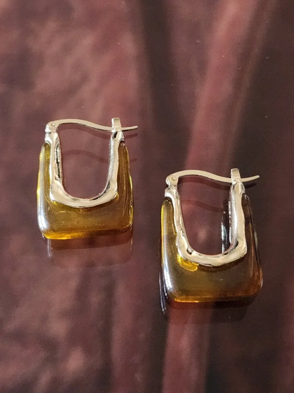 Retro Chunky Resin & Gold Rectangle U-Hoop Earrings in Brown.